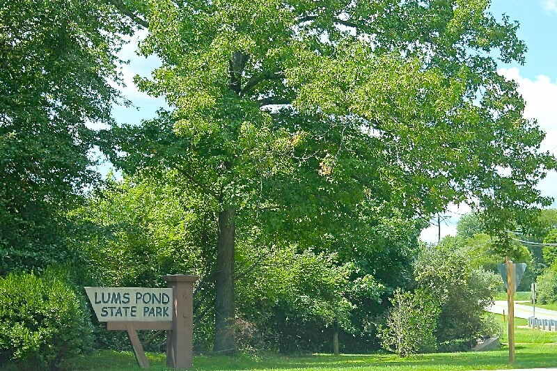 Lums Pond State Park in Bear Delaware entrance sign